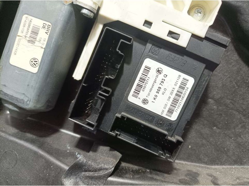Recambio de elevalunas delantero izquierdo para volkswagen golf vi (5k1) advance referencia OEM IAM 5K1837729M 915815104 ELECTRI