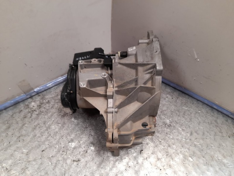 Recambio de caja cambios para ford fusion (cbk) ambiente referencia OEM IAM 2N1R7002NC 090608 5VELOCIDADES