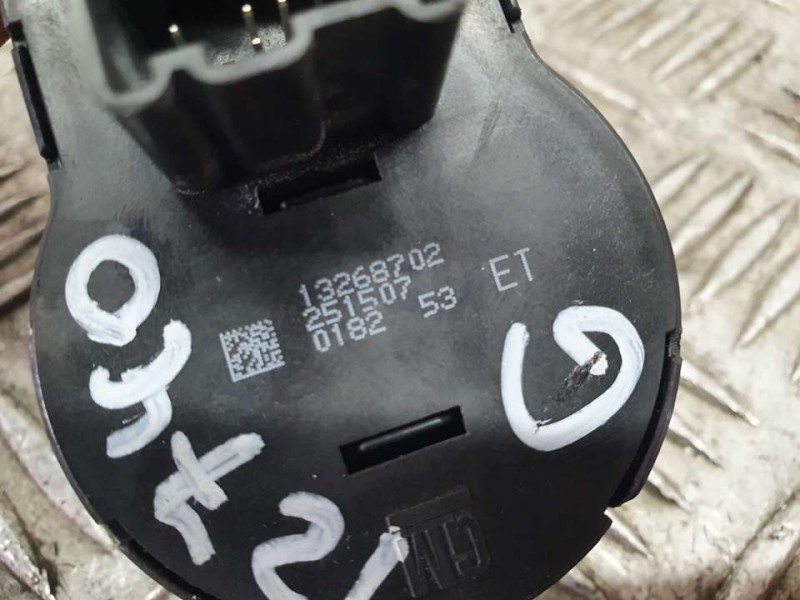 Recambio de mando luces para opel insignia sports tourer selective referencia OEM IAM 13268702 251507 