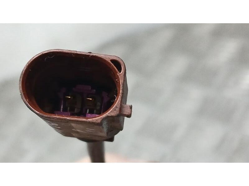 Recambio de sensor para skoda rapid ambition referencia OEM IAM 04L906088CS DE TEMPERATURA 