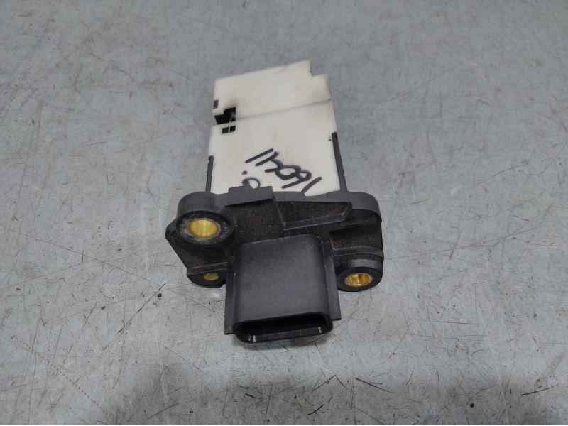 Recambio de caudalimetro para nissan x-trail (t32) acenta referencia OEM IAM 226807131R  