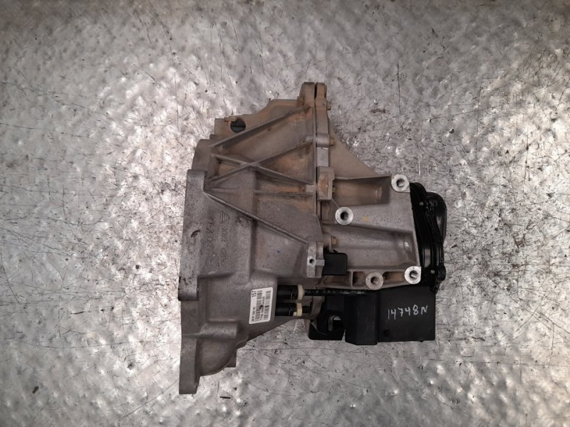 Recambio de caja cambios para ford fusion (cbk) ambiente referencia OEM IAM 2N1R7002NC 090608 5VELOCIDADES