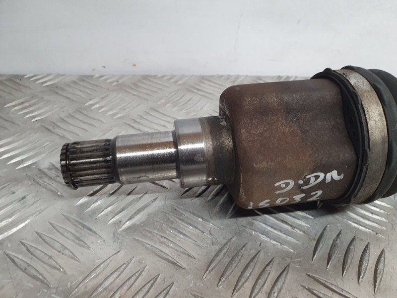 Recambio de transmision delantera derecha para ford transit courier ambiente referencia OEM IAM JT763B436AB 10401530 