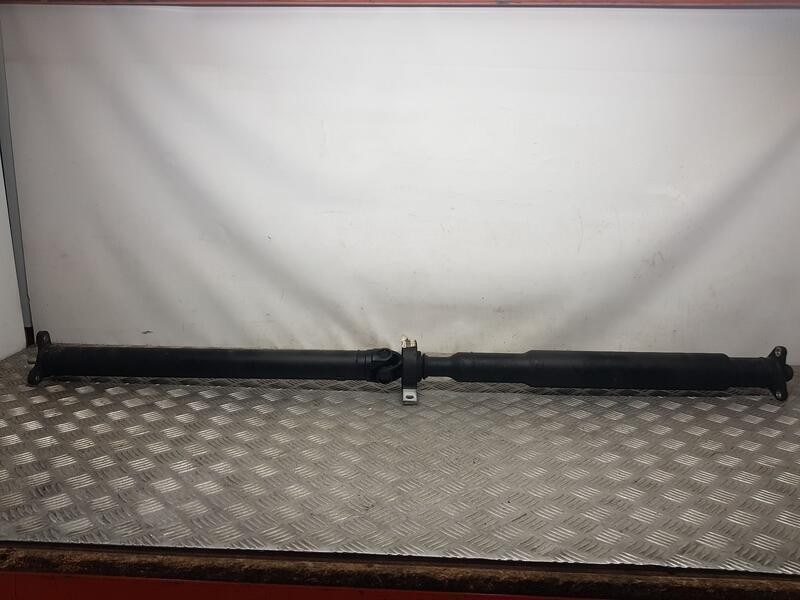 Recambio de transmision central para bmw serie 3 lim. (f30) 318 d referencia OEM IAM 760018306  TRASERA