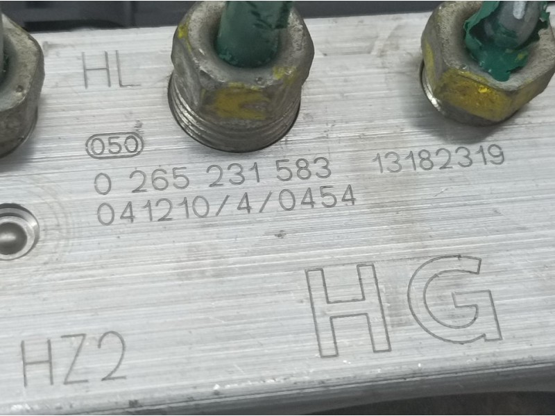 Recambio de abs para opel combo (corsa c) familiar referencia OEM IAM 13182319 0265231583 BOSCH