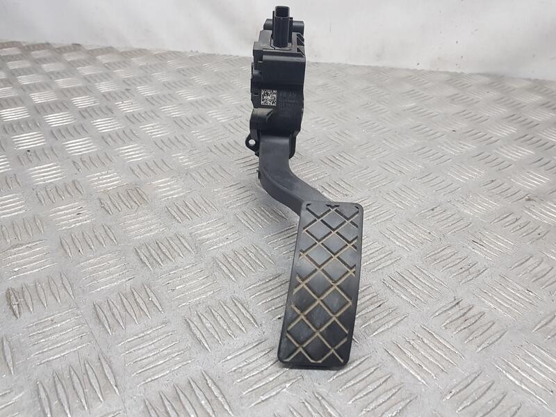Recambio de potenciometro pedal para seat ibiza (kj1) reference referencia OEM IAM 2Q1723503  