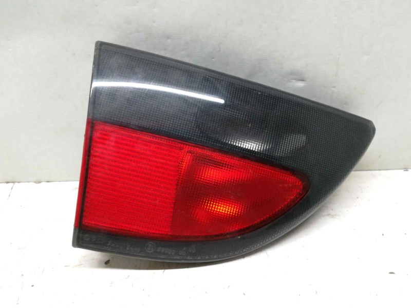 Recambio de piloto trasero izquierdo para renault megane i classic (la0) referencia OEM IAM   INTERIOR