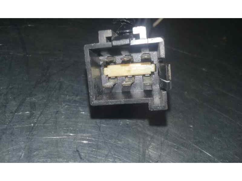 Recambio de piloto trasero izquierdo para chrysler voyager (es) 2.5 td le referencia OEM IAM   RAJADO