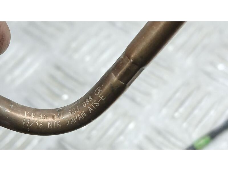 Recambio de sensor para skoda rapid ambition referencia OEM IAM 04L906088CR DE TEMPERATURA 