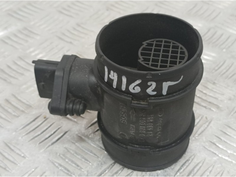 Recambio de caudalimetro para opel combo (corsa c) familiar referencia OEM IAM 24439252 0281002549 BOSCH