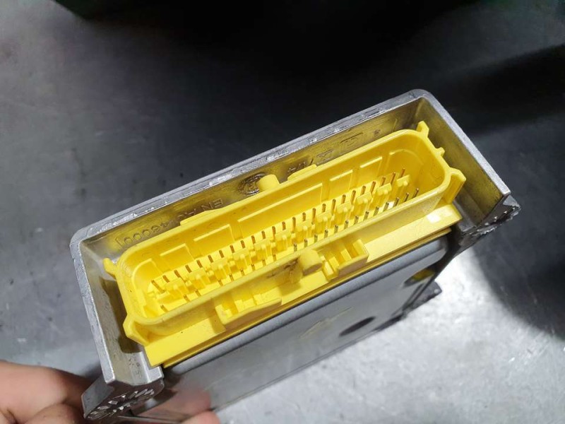 Recambio de kit airbag para volkswagen golf vi (5k1) advance referencia OEM IAM 5K0880201AA81U  C/ SALPICADERO Y SIN PRETENSORES