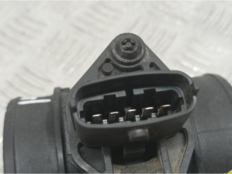 Recambio de caudalimetro para opel combo (corsa c) familiar referencia OEM IAM 24439252 0281002549 BOSCH