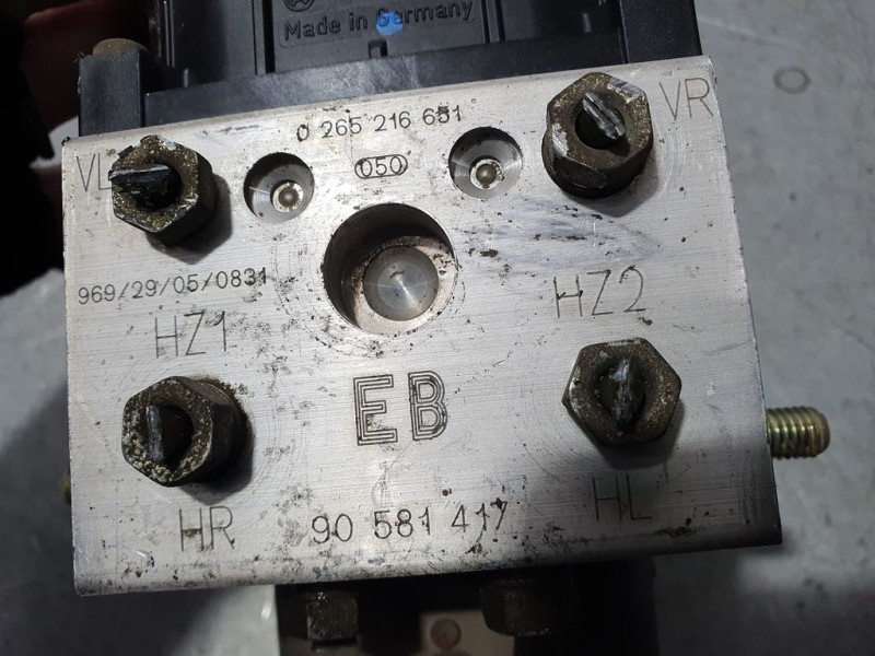 Recambio de abs para opel astra g berlina comfort referencia OEM IAM 90581417 0265216651 BOSCH