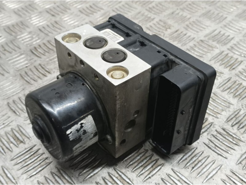 Recambio de abs para ford focus berlina (cak) ambiente referencia OEM IAM 2M512M110EE 10020404024 ATE