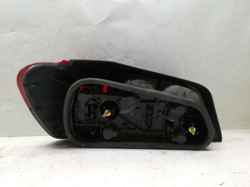 Recambio de piloto trasero derecho para peugeot 306 berlina 3/4/5 puertas (s2) referencia OEM IAM   