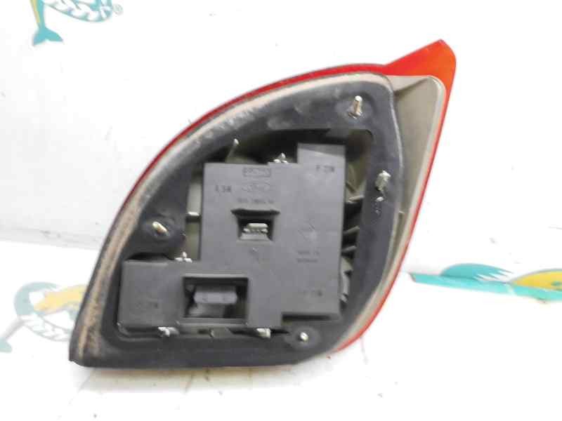 Recambio de piloto trasero izquierdo para ford fiesta berlina básico referencia OEM IAM   