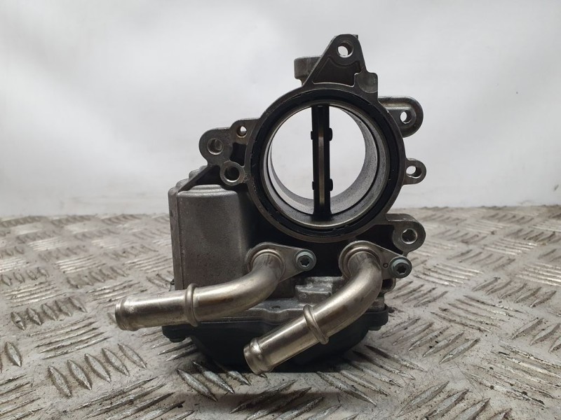 Recambio de caja mariposa para volkswagen golf vii lim. advance bluemotion referencia OEM IAM 04L128063P A2C84315500 