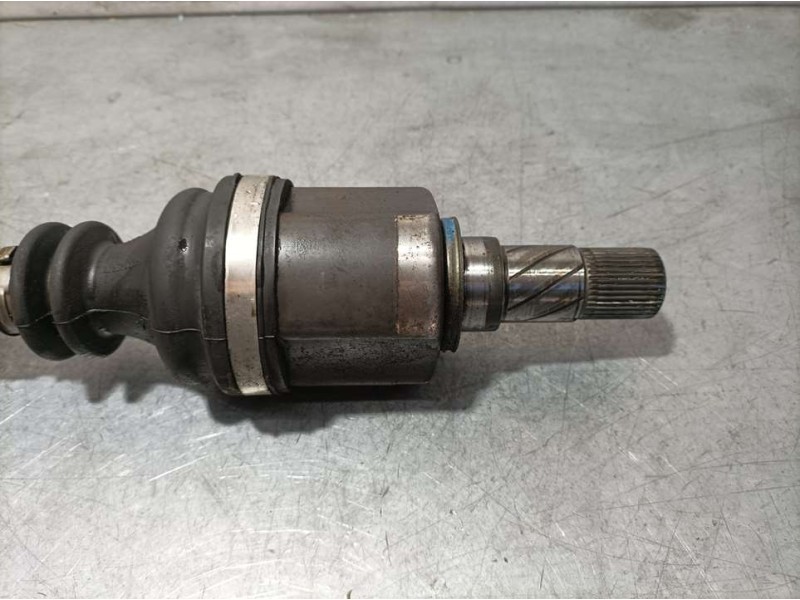 Recambio de transmision delantera izquierda para renault megane ii berlina 3p confort dynamique referencia OEM IAM 8200198016  