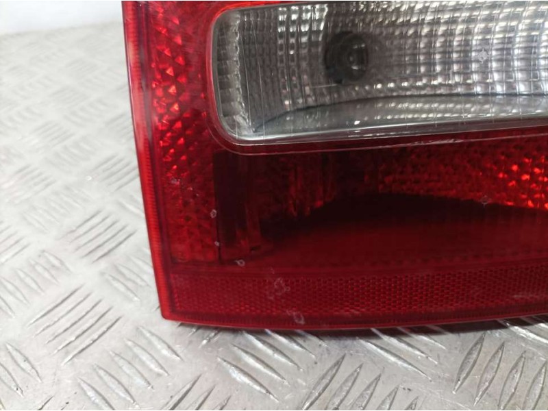 Recambio de piloto trasero izquierdo para skoda octavia berlina (1u2) ambiente referencia OEM IAM 1U6945095  ROZADO