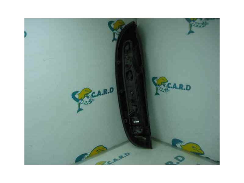 Recambio de piloto trasero derecho para opel corsa c cosmo referencia OEM IAM   