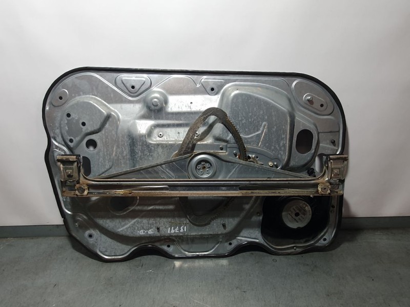 Recambio de elevalunas delantero derecho para ford focus berlina (cap) trend referencia OEM IAM 984705121  BROSE ELECTRICO 2 CAB