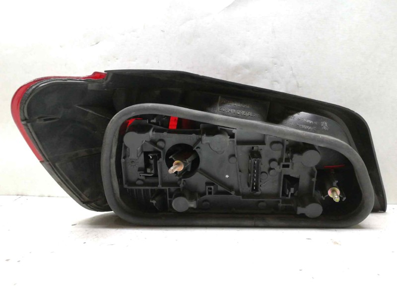 Recambio de piloto trasero derecho para peugeot 306 berlina 3/4/5 puertas (s2) referencia OEM IAM   