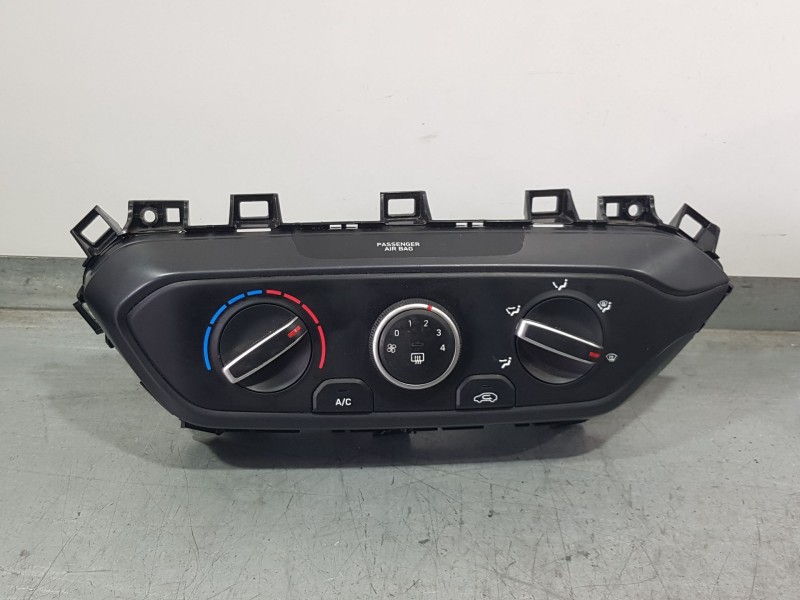 Recambio de mando calefaccion / aire acondicionado para hyundai bayon (bc3) 1.2 mpi referencia OEM IAM 97250Q0010  