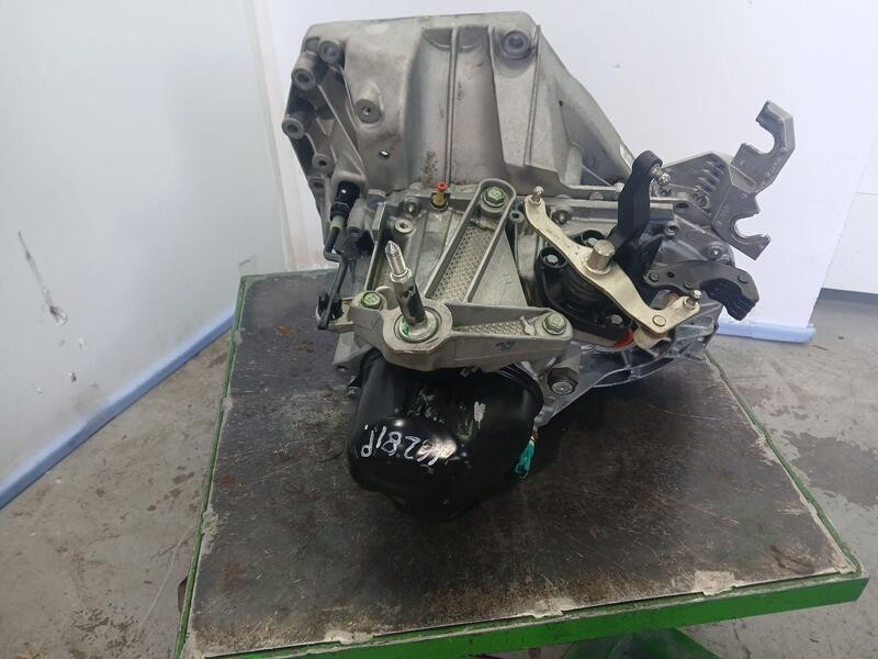 Recambio de caja cambios para nissan juke (f15) acenta referencia OEM IAM JR5339 059394 5VELOCIDADES