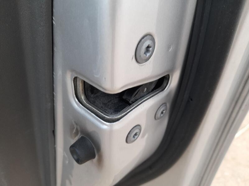 Recambio de cerradura puerta delantera derecha para toyota prius (hw2) 1.5 hybrid (hw20) referencia OEM IAM 6903047081  