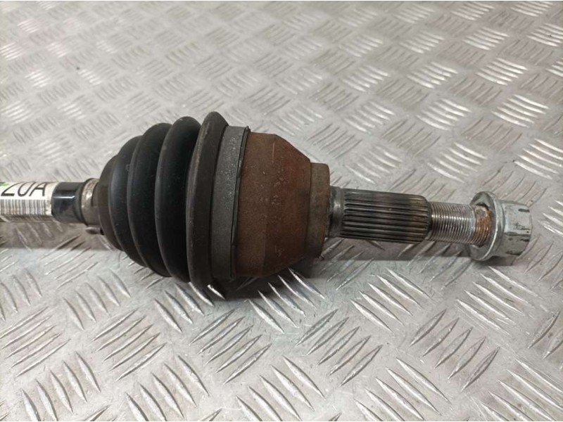 Recambio de transmision delantera derecha para nissan pulsar (c13) acenta referencia OEM IAM 391003ZU0B  