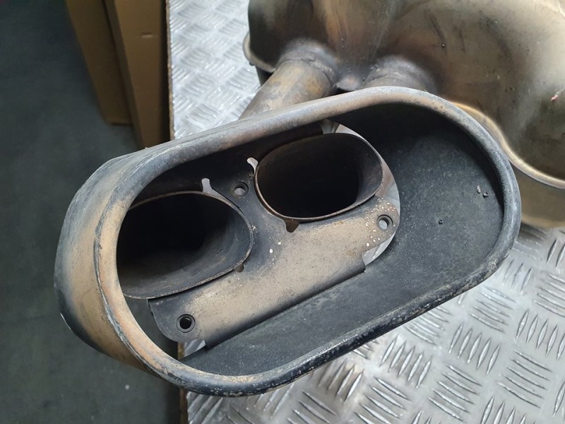 Recambio de tubo escape trasero para bmw i8 (i12) i8 pure impulse referencia OEM IAM   TOCADO