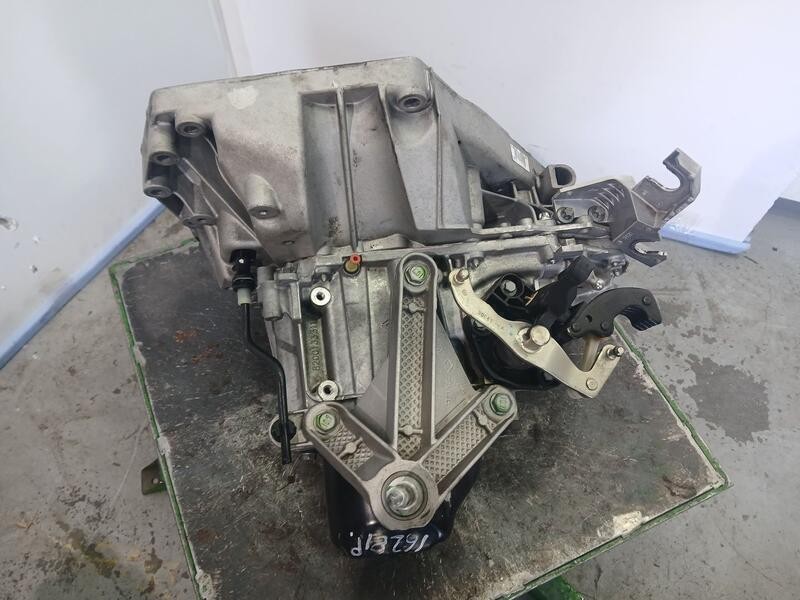 Recambio de caja cambios para nissan juke (f15) acenta referencia OEM IAM JR5339 059394 5VELOCIDADES