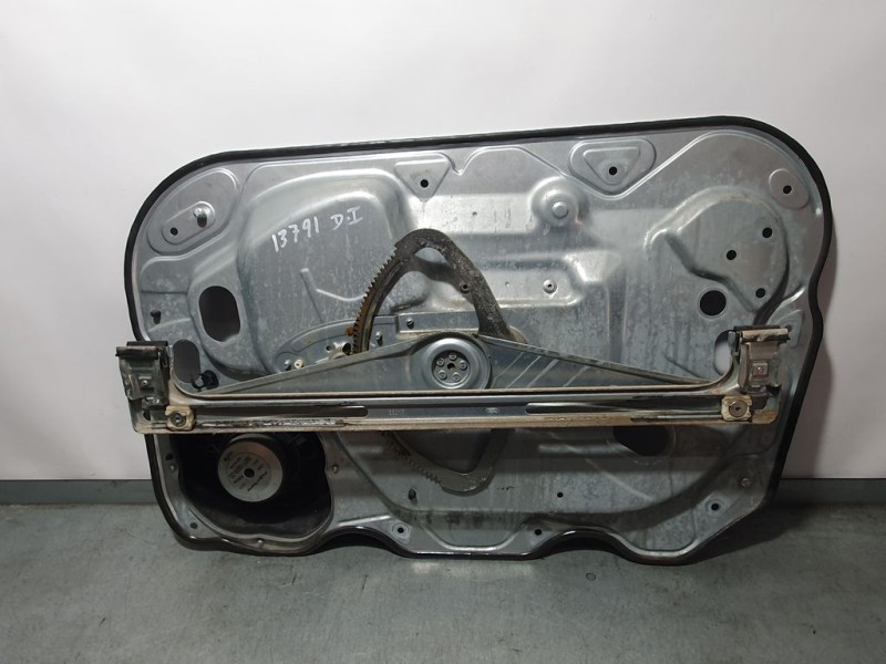 Recambio de elevalunas delantero izquierdo para ford focus berlina (cap) trend referencia OEM IAM 984570121  BROSE ELECTRICO 2 C