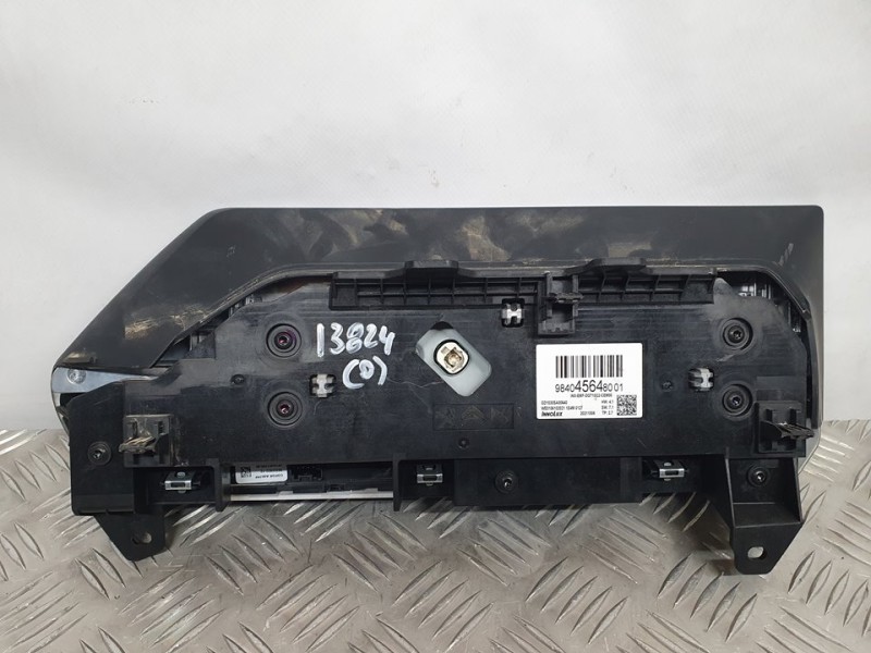 Recambio de sistema navegacion gps para citroën c4 1.5 hdi referencia OEM IAM 984045648001 GD1030SA00640 TOCADO VER FOTOS