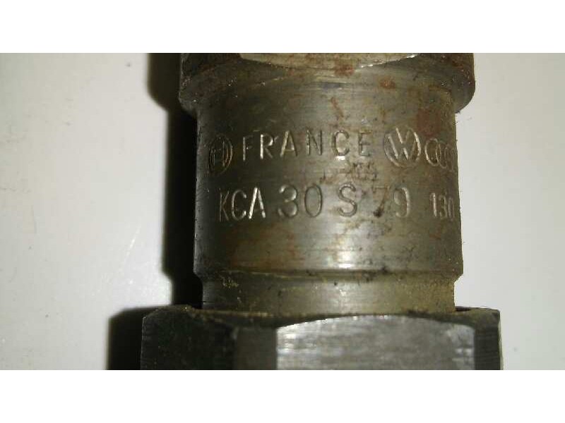 Recambio de inyector para volkswagen polo berlina (6n1) 1.9 diesel referencia OEM IAM KCA30S79  068130202F