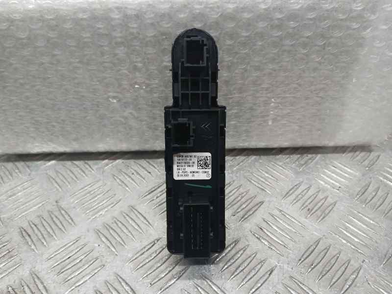 Recambio de mando elevalunas delantero izquierdo para peugeot 208 (p2) active pack referencia OEM IAM 98421760ZD  C/MANDO RETROV