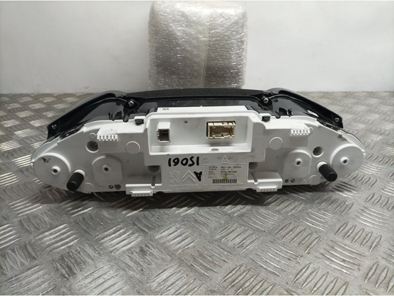 Recambio de cuadro instrumentos para peugeot 308 allure referencia OEM IAM 9822775180 0224411157 