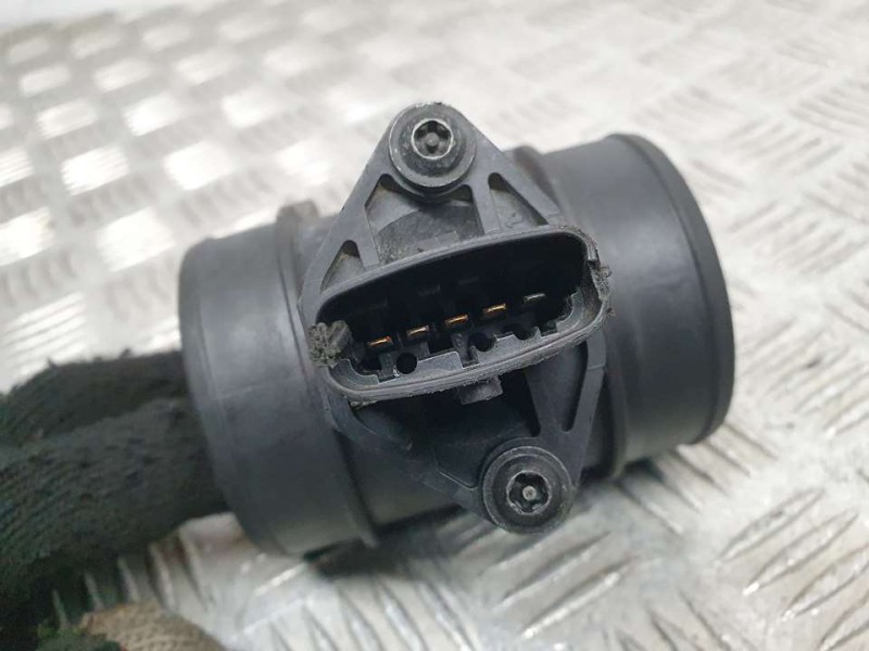 Recambio de caudalimetro para fiat bravo (182) jtd 105 / 100 trofeo referencia OEM IAM 0281002309 BOSCH 