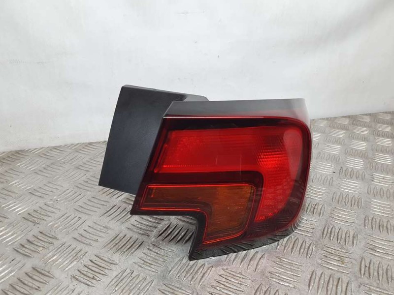 Recambio de piloto trasero derecho para opel astra k lim. 5türig selective start/stop referencia OEM IAM 39099015 366069842 8138