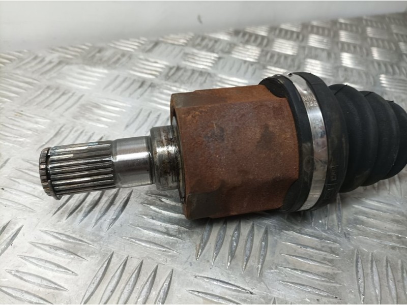 Recambio de transmision delantera izquierda para kia rio basic referencia OEM IAM A95001W00  