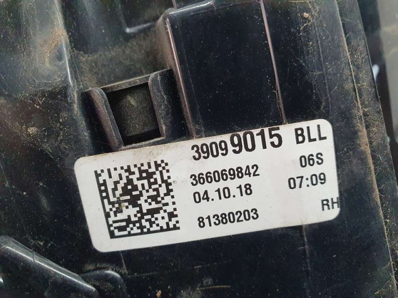 Recambio de piloto trasero derecho para opel astra k lim. 5türig selective start/stop referencia OEM IAM 39099015 366069842 8138