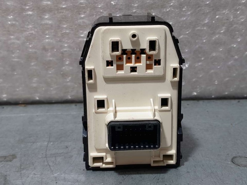 Recambio de mando retrovisor para kia stonic (ybcuv) business referencia OEM IAM 4D64811000  