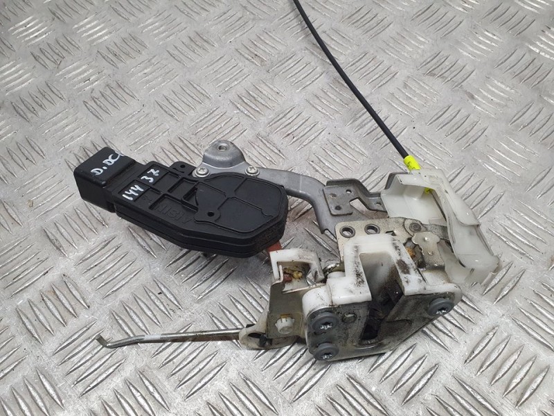 Recambio de cerradura puerta delantera derecha para toyota aygo (kgb/wnb) básico referencia OEM IAM SIN REF  2 PINES