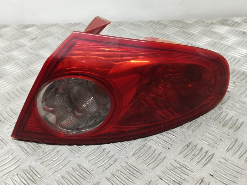 Recambio de piloto trasero derecho para chevrolet lacetti 2.0 diesel cat referencia OEM IAM   EXTERIOR SIN REFERENCIA