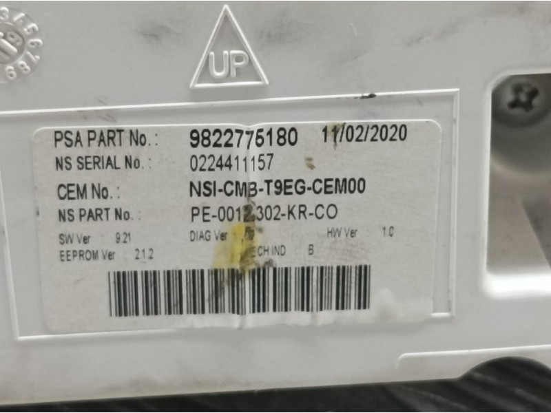 Recambio de cuadro instrumentos para peugeot 308 allure referencia OEM IAM 9822775180 0224411157 