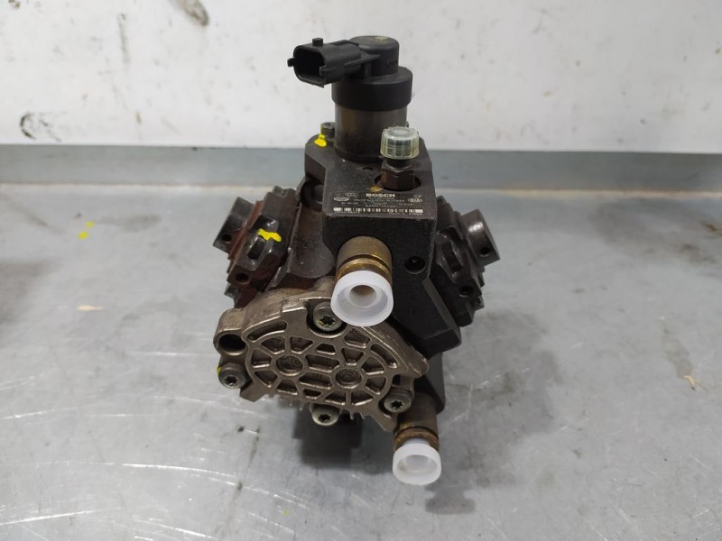 Recambio de bomba alta presion para hyundai ix35 1.7 crdi cat referencia OEM IAM 331002A420 0445010206 BOSCH