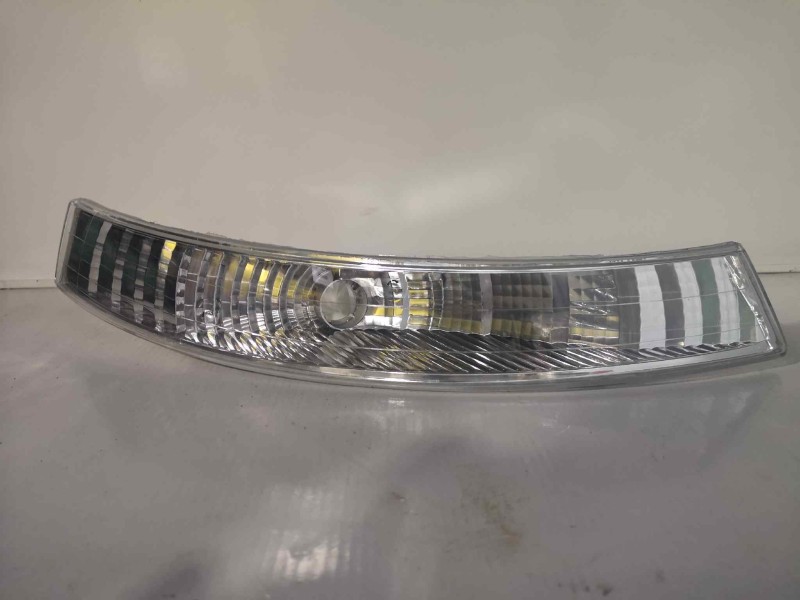 Recambio de piloto delantero derecho para renault trafic caja cerrada (ab 4.01) referencia OEM IAM BLANCO  