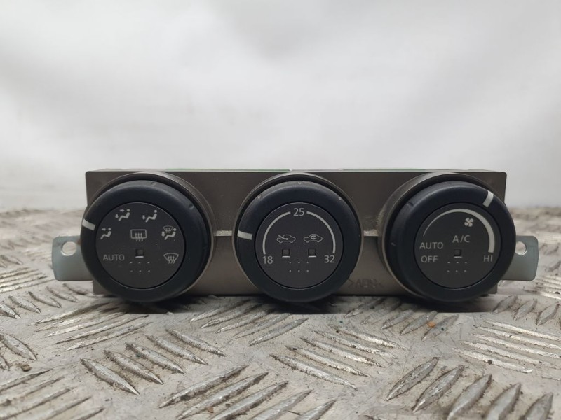 Recambio de mando climatizador para nissan x-trail (t30) comfort referencia OEM IAM 27500EQ410 A0200018A04002 CALSONICKANSE