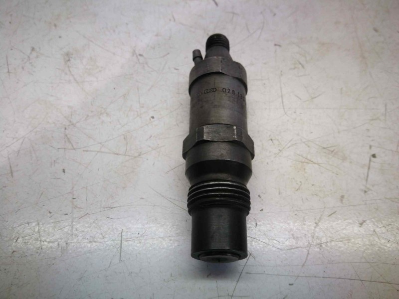 Recambio de inyector para seat ibiza (6k) 1.9 diesel (1y) referencia OEM IAM KCA27S77  028130201B