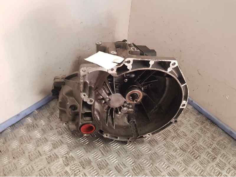 Recambio de caja cambios para ford fiesta (cb1) trend referencia OEM IAM AA6R7002CBC 090211 5VELOCIDADES